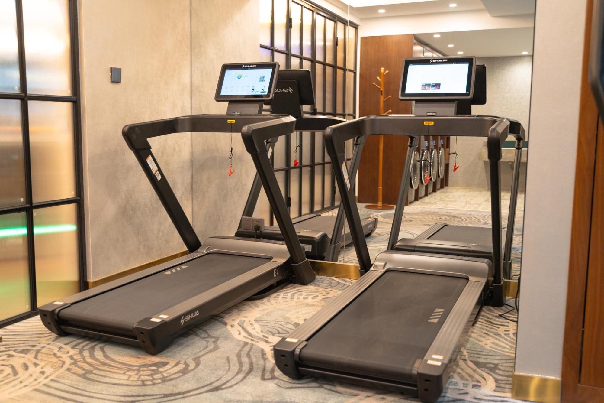 Nost Algia S Hotel Near Beijing Cbd - Cctv, China Zun, Skp And Sanlitun, Tian'Anmen Square, Forbidden City, Free Daily Necessities, Free Night Snack, Free Laundry, English Communication Well, Free Travel Advice , Free Gymnastic, Eksteriør bilde